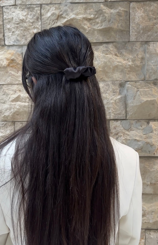 Must-have duo - French barrette & Scrunchie